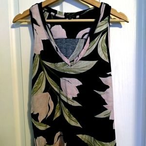 Dynamite floral tank top